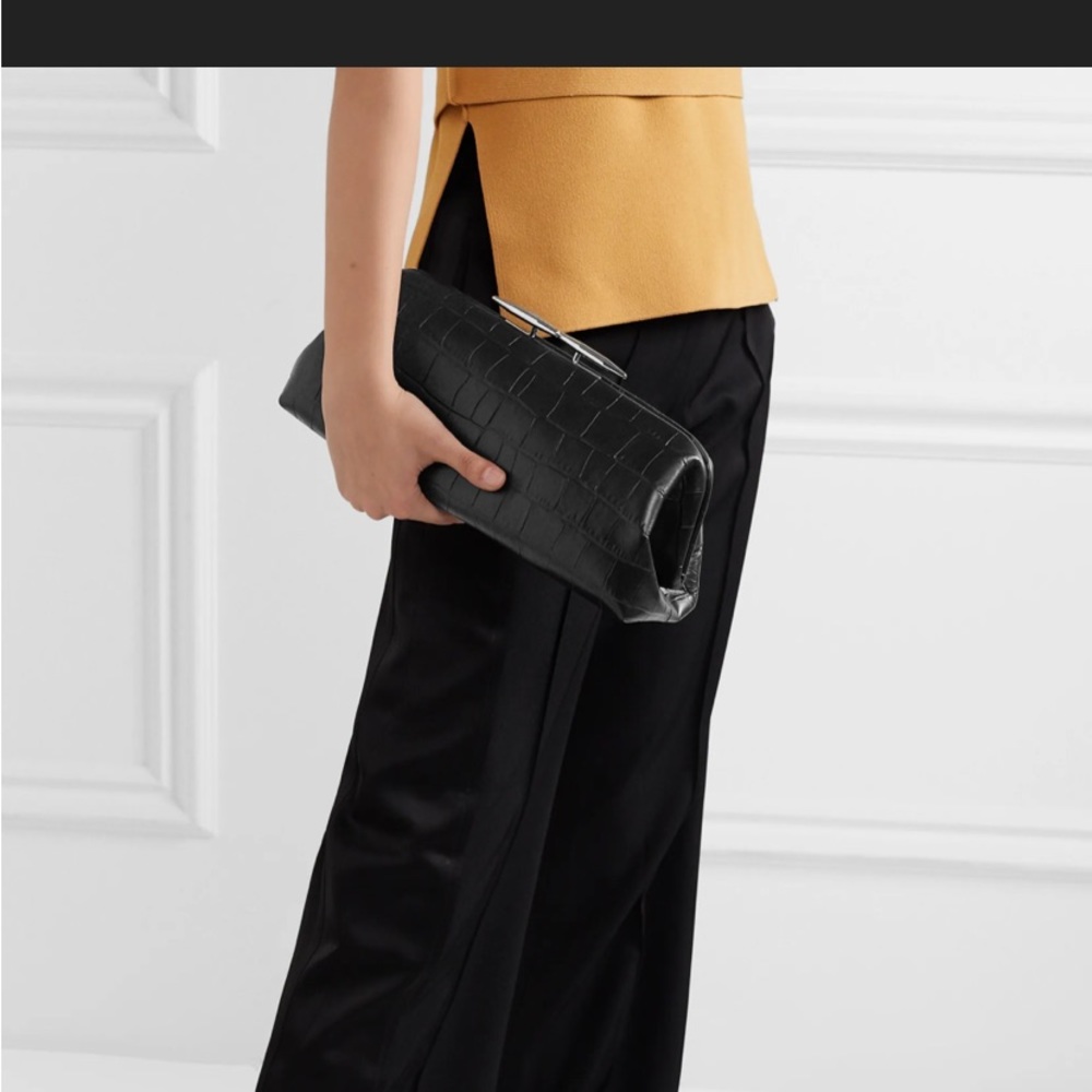 Little Liffner Women's Oyster Clutch